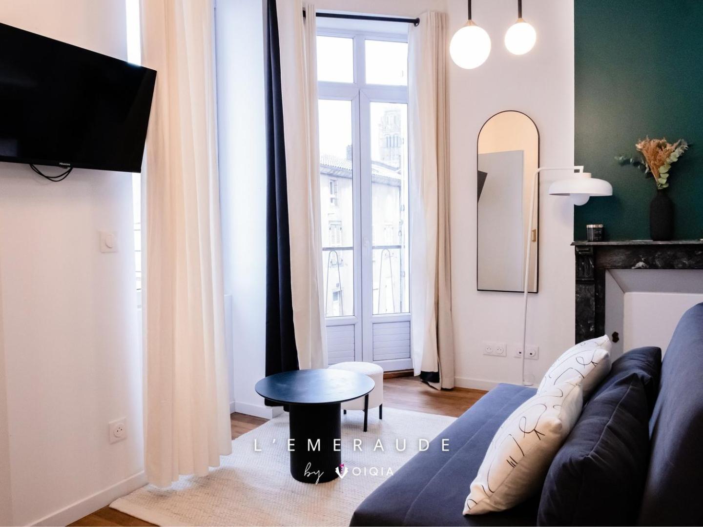 Apartment L'emeraude ~ Elegant ~ Arrivee Autonome